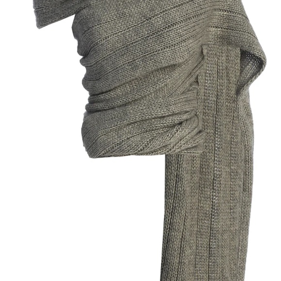 JLUXLABEL GREY SOFT LIFE CABLE KNIT SWEATER TOP - Picture 6 of 7